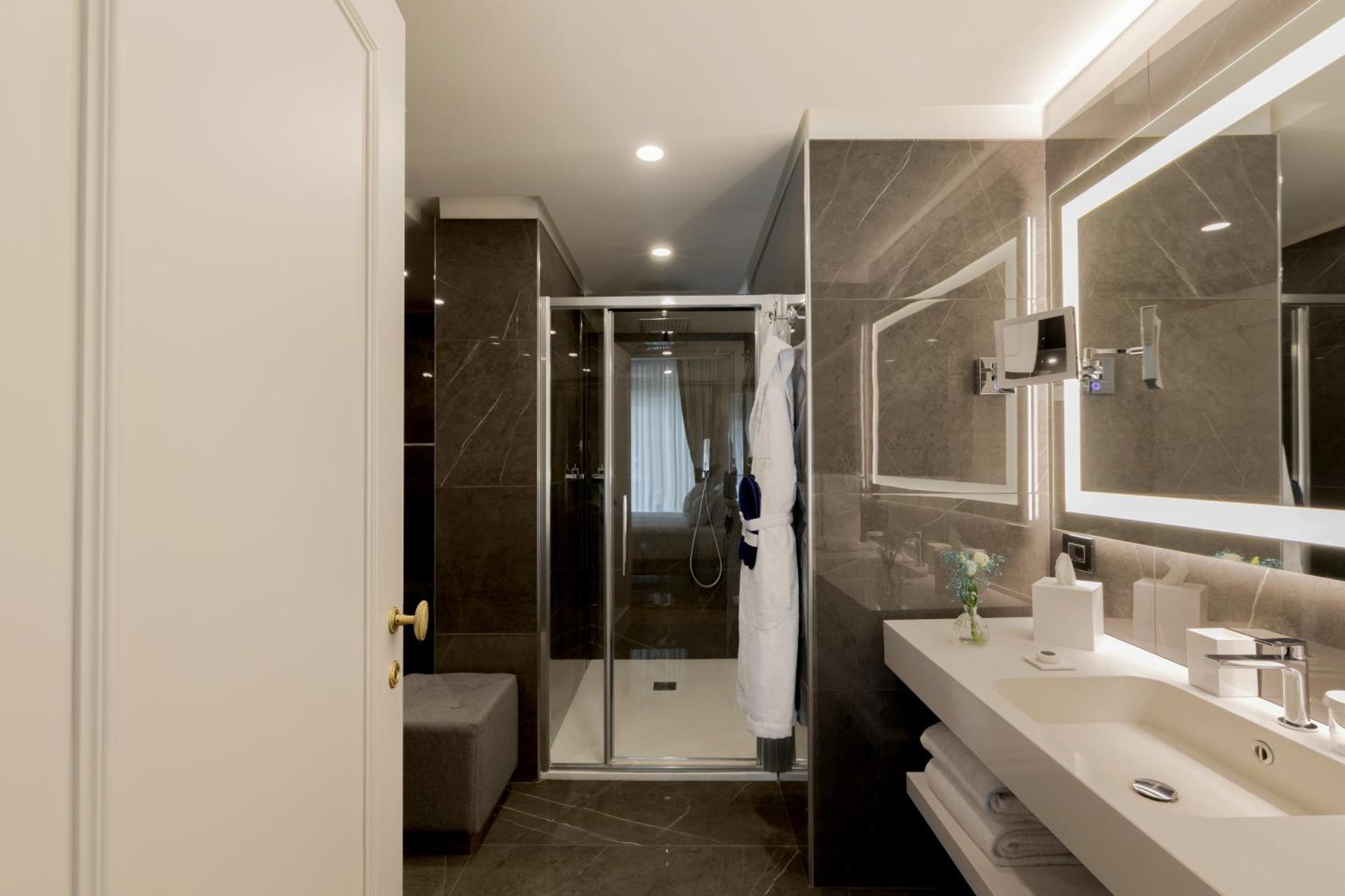 Hotel Grand Parker's